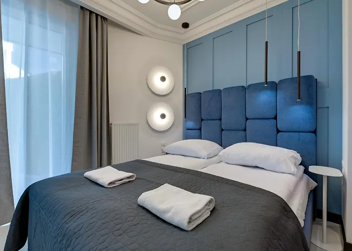 Zurawie Ikony 1 By Grand Daire