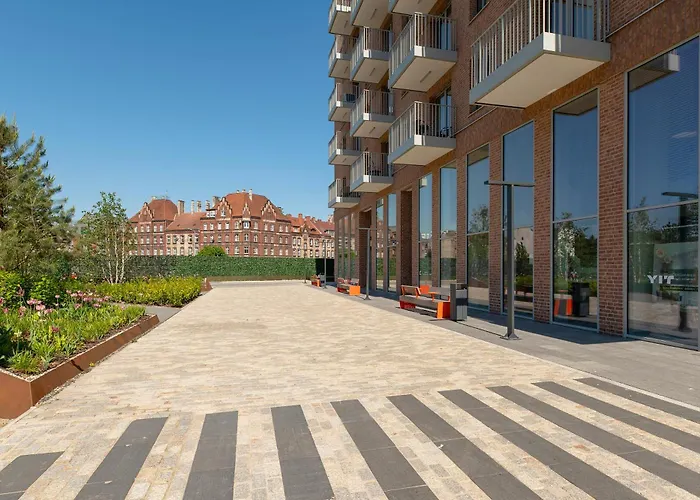 Daire Zurawie Ikony 1 By Grand Gdansk